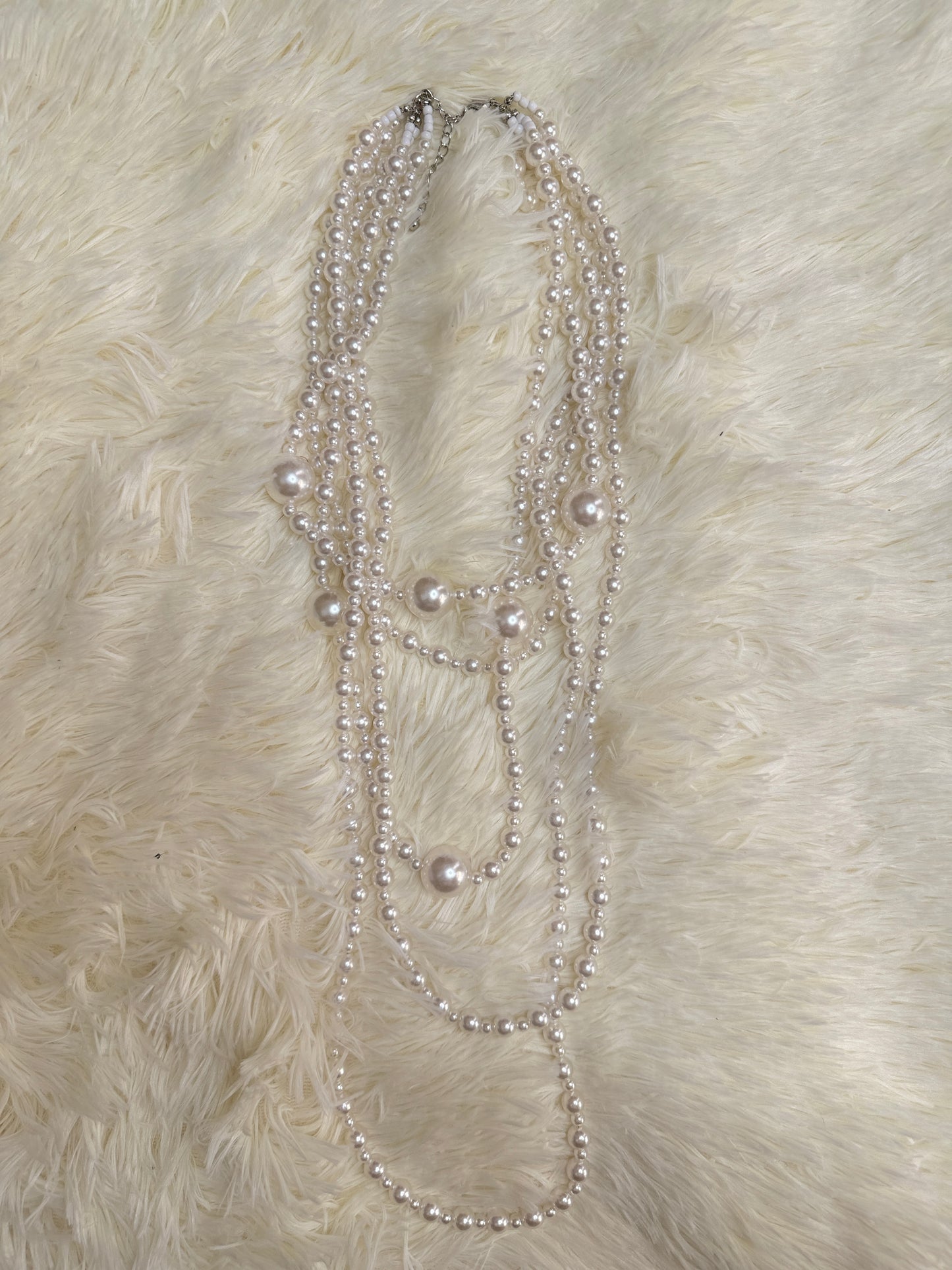 Collana Sally