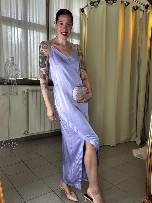Abito Naomi