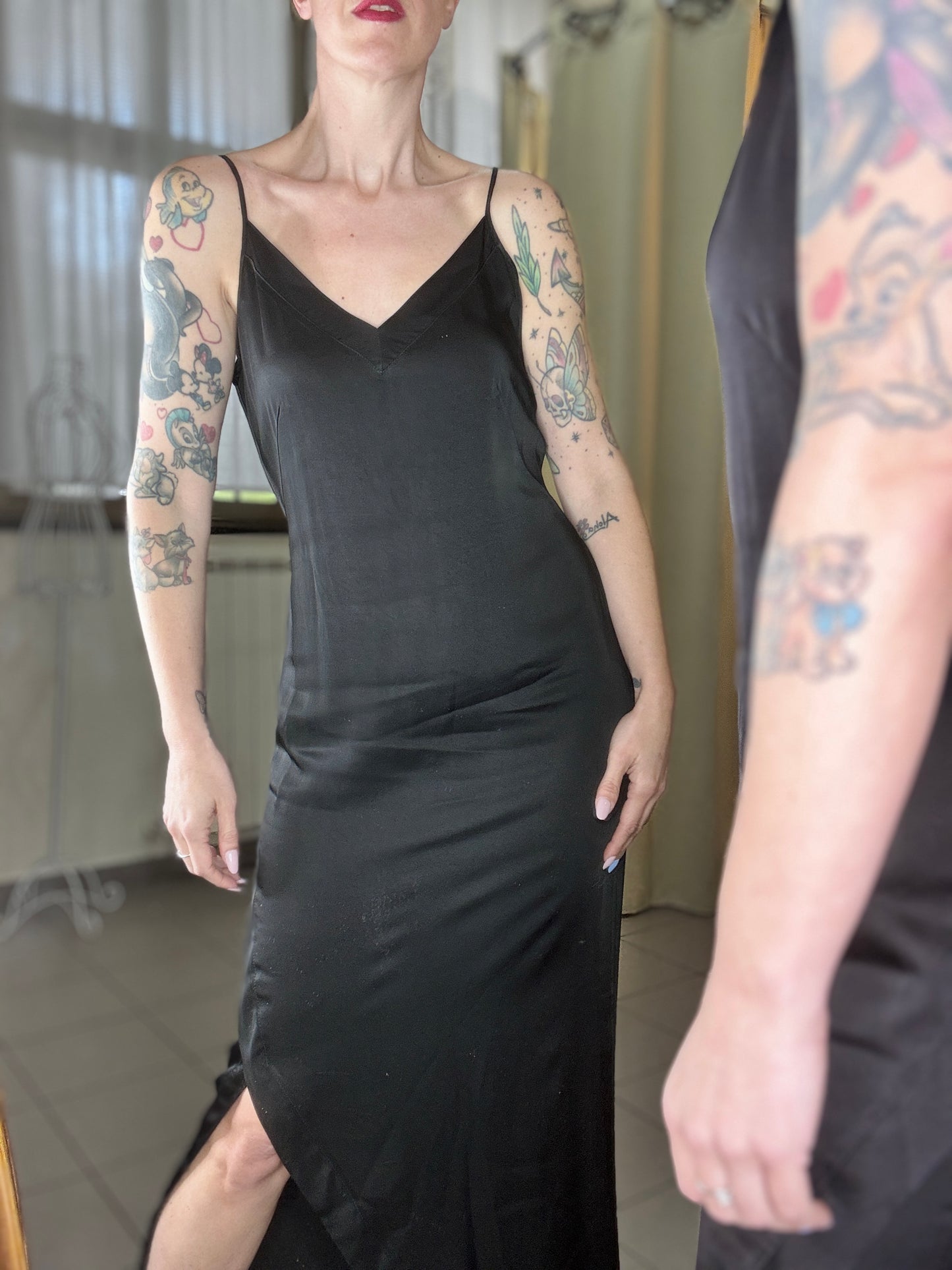 Abito Naomi