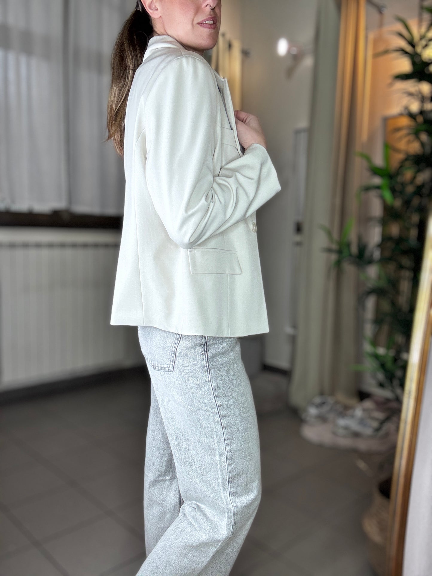 Blazer Jina